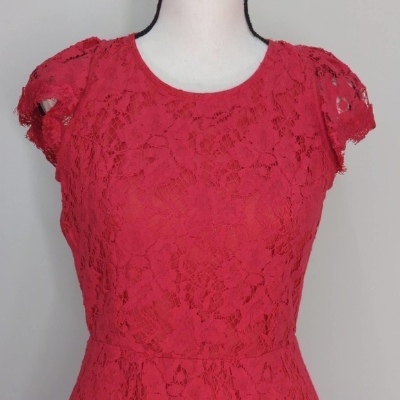 Signature8 Open Back Red Lace Dress | NWT | LARGE‎ - Picture 3 of 11